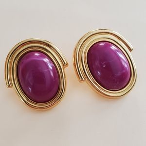Vintage Monet Gold-tone Clip on Chunky Earrings